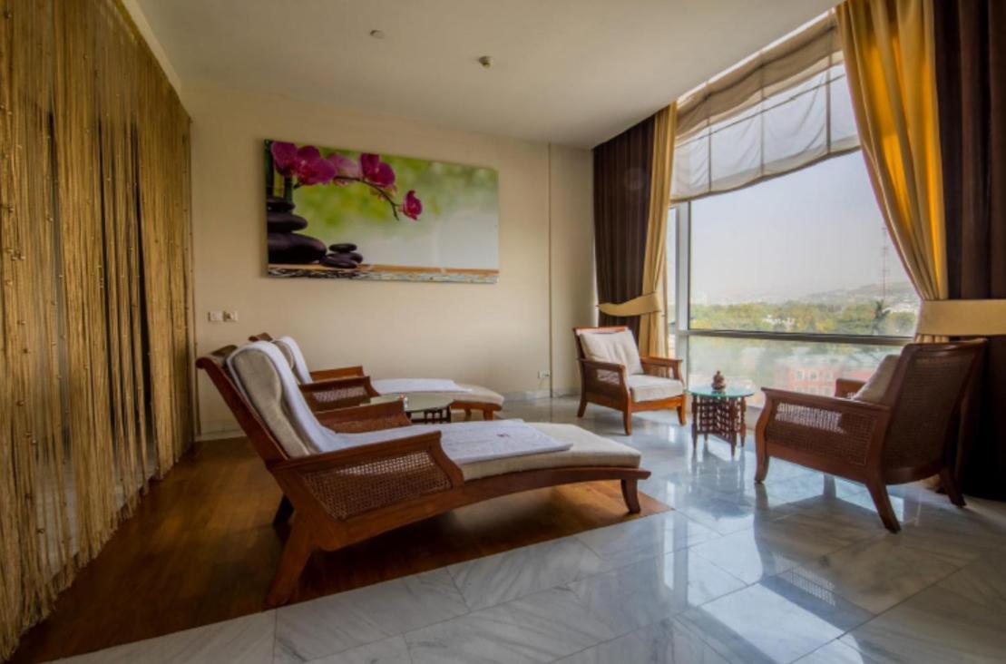 Dushanbe Serena Hotel Luaran gambar