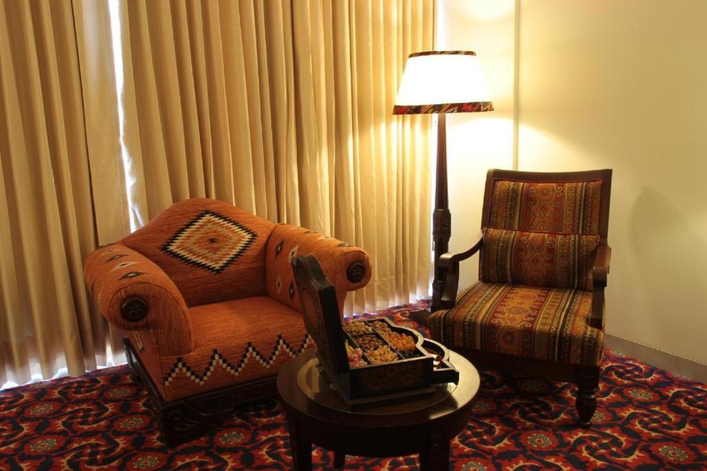 Dushanbe Serena Hotel Luaran gambar