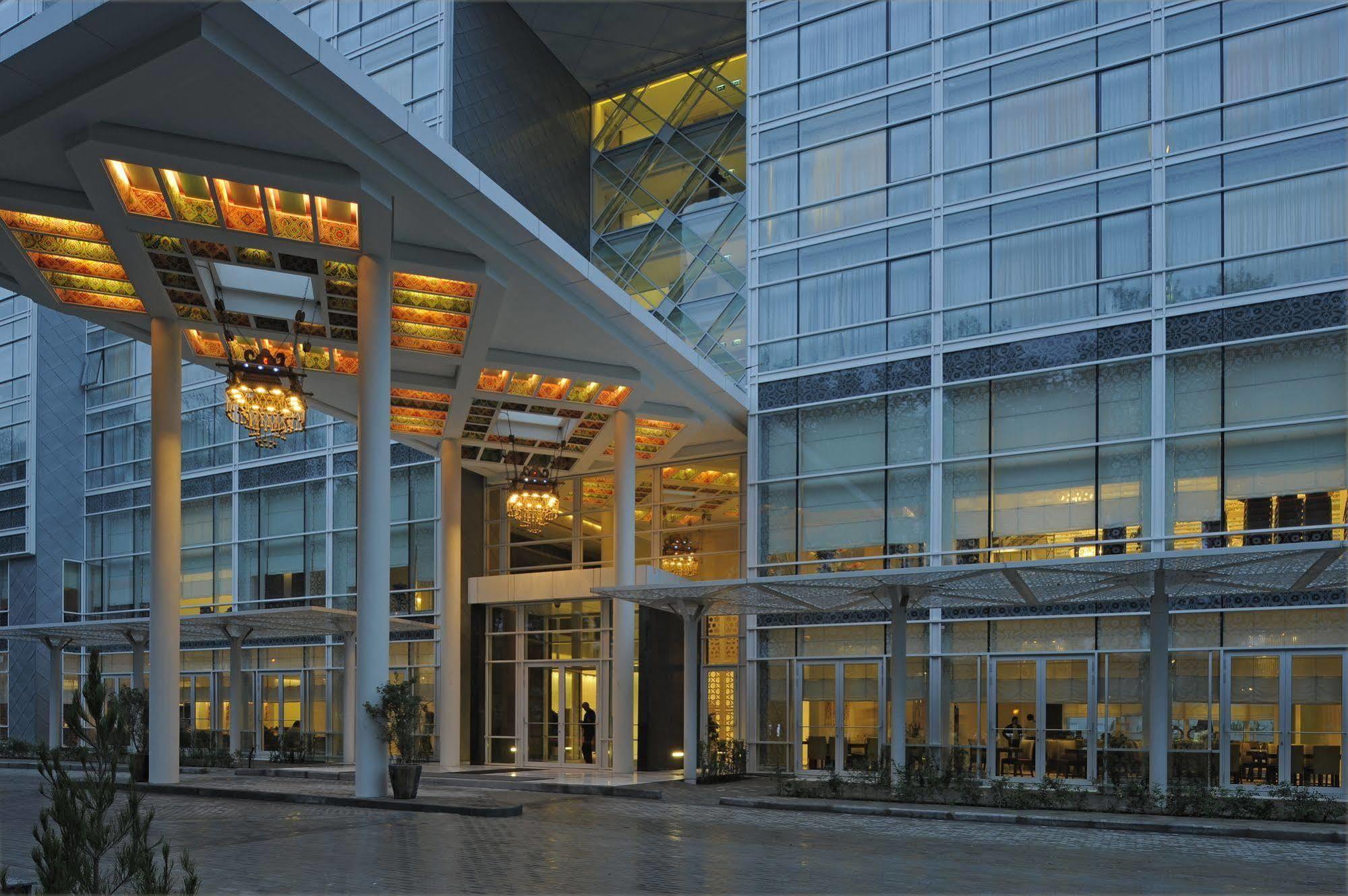 Dushanbe Serena Hotel Luaran gambar