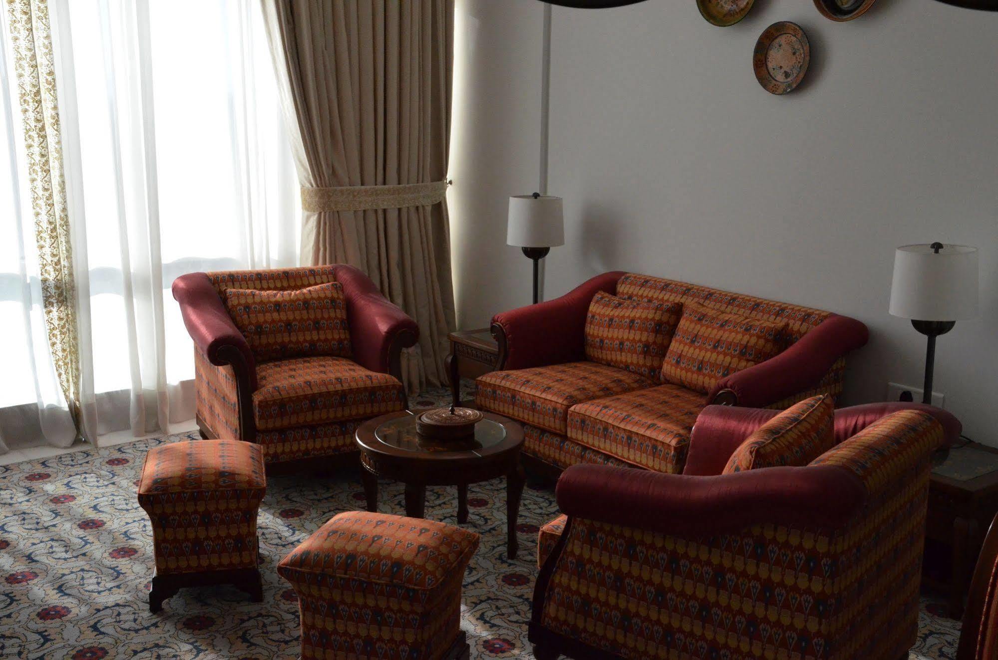 Dushanbe Serena Hotel Luaran gambar