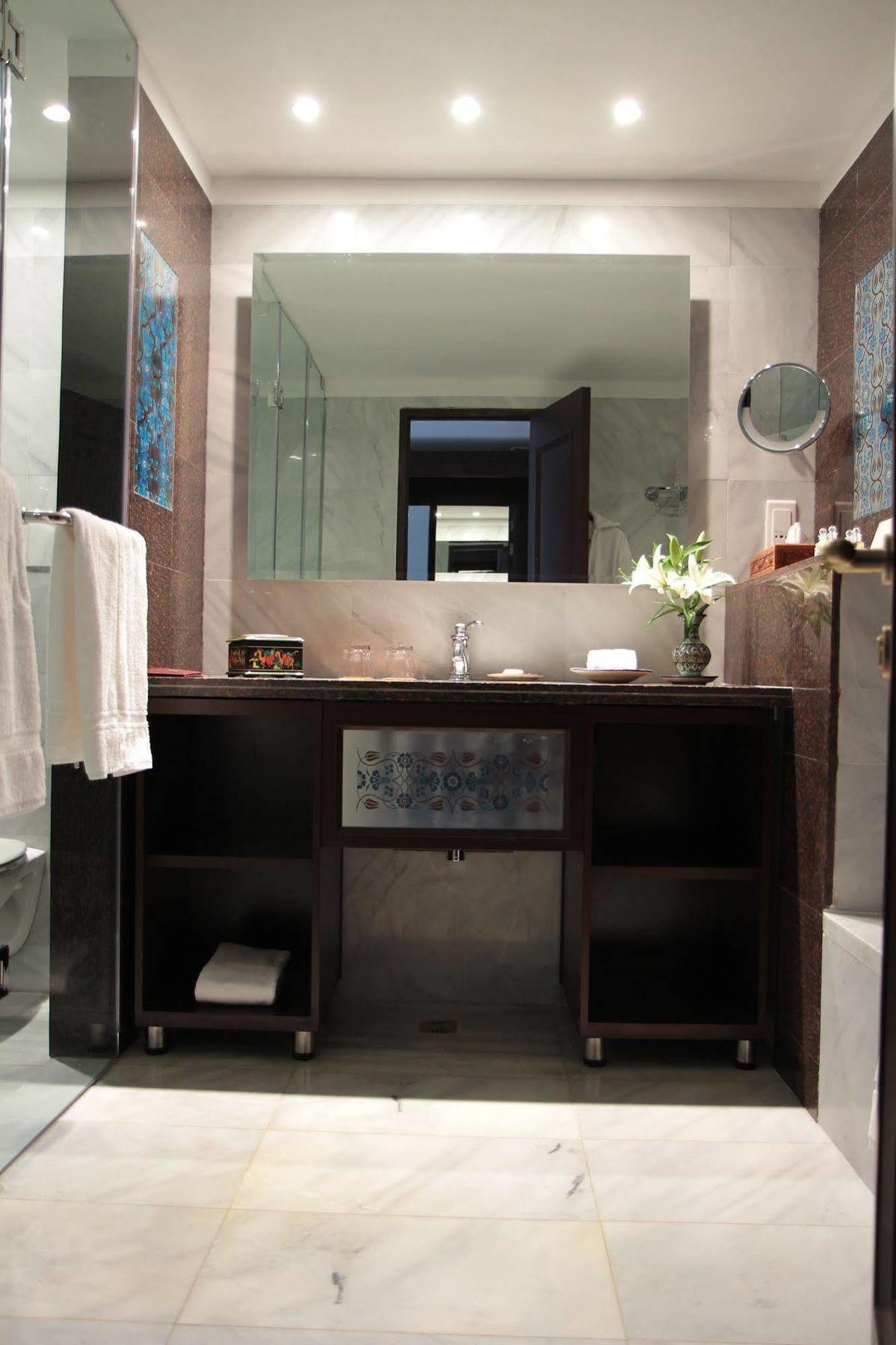 Dushanbe Serena Hotel Luaran gambar